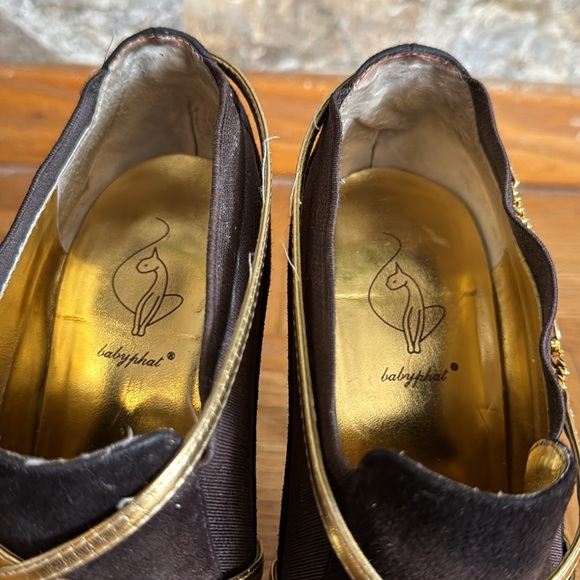 Y2K Baby Phat Women's Brown and Gold Boots - Picture 7 of 9